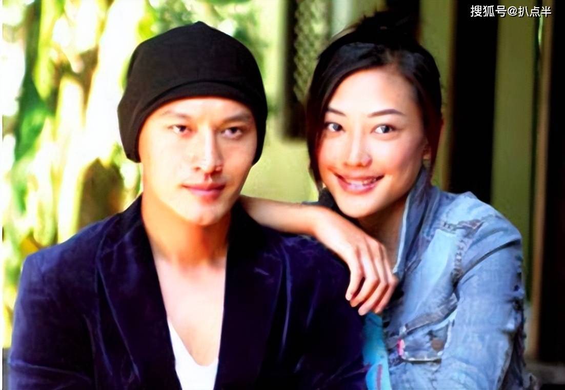 与黄晓明分手20年后,初恋女友刘立淇如今怎么样了?43岁孑然一身