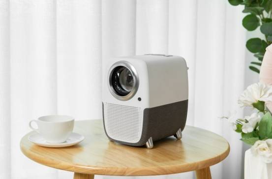 投影仪好用吗？专业测评师总结国产投影仪品牌排行榜