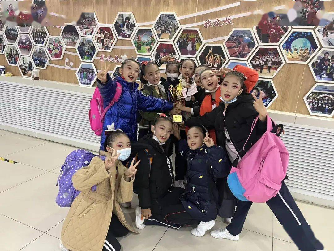 姝,吕娅起,孟桐萱,刘昕桐,王昱婷栾佳蓉,营智恩,李子琪,田子琤,丁艾