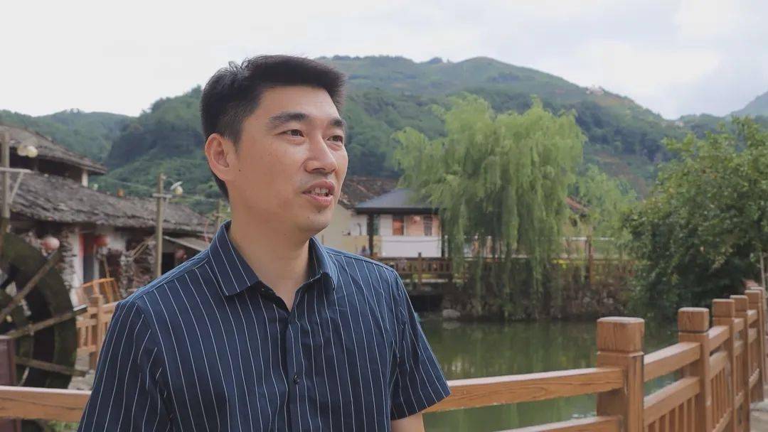 【七比一看】崎岭:以项目建设为抓手 绘就乡村振兴新图景_加工_旅游村