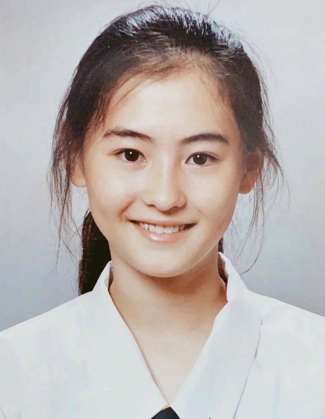 小林青霞旧照曝光,从小美到大的她真是惊艳了时光_皮肤_港星_时代