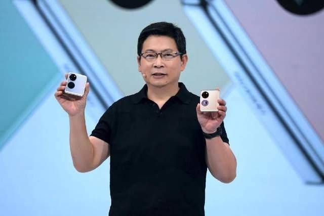 华为Pocket S正式发布!年轻时尚消费者优选小折叠-家电圈官网