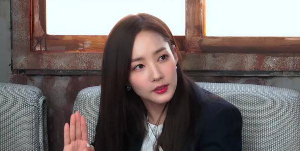 民勇魔鬼训练姜由美""她怎么一直没变过 还是那么漂亮""欧尼不仅美貌