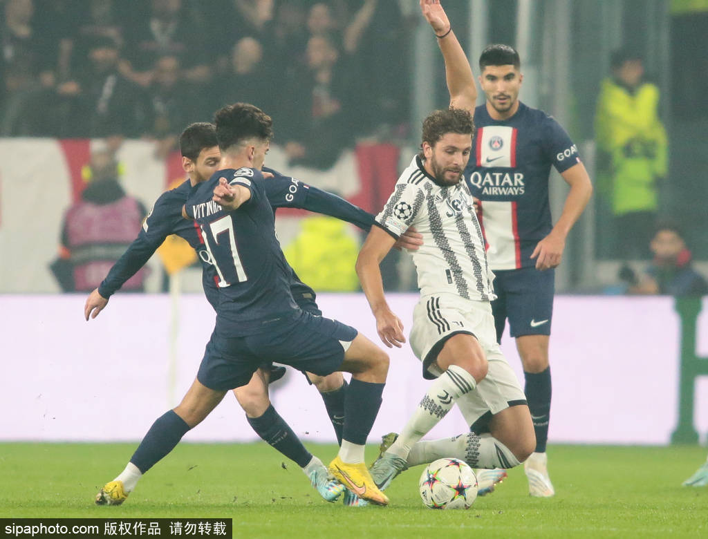 欧冠-姆巴佩传射 巴黎2-1尤文  由于客场净胜球劣势 小组第二晋级