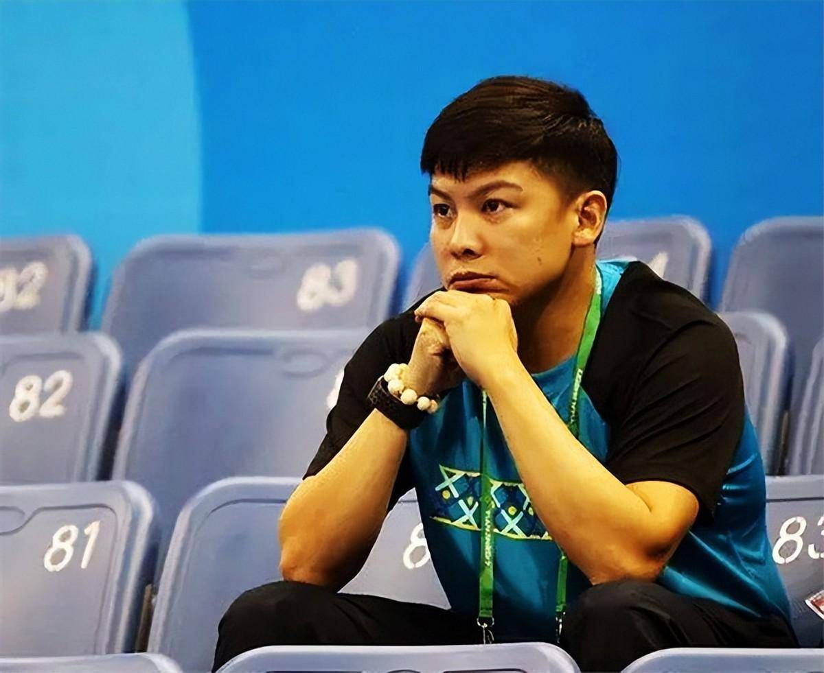 奥运冠军陈玘:与前妻离婚后娶小11岁娇妻,如今儿女双全生活幸福_赛场