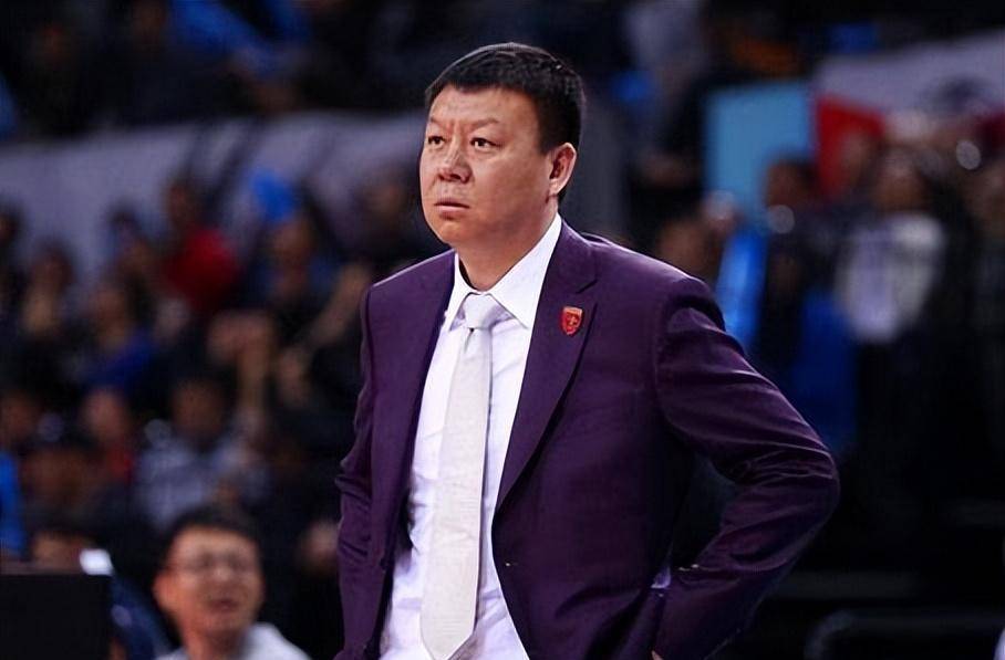 cba中职篮时代广州李京龙有可能离开球队去深圳试训_李春江_广厦_1