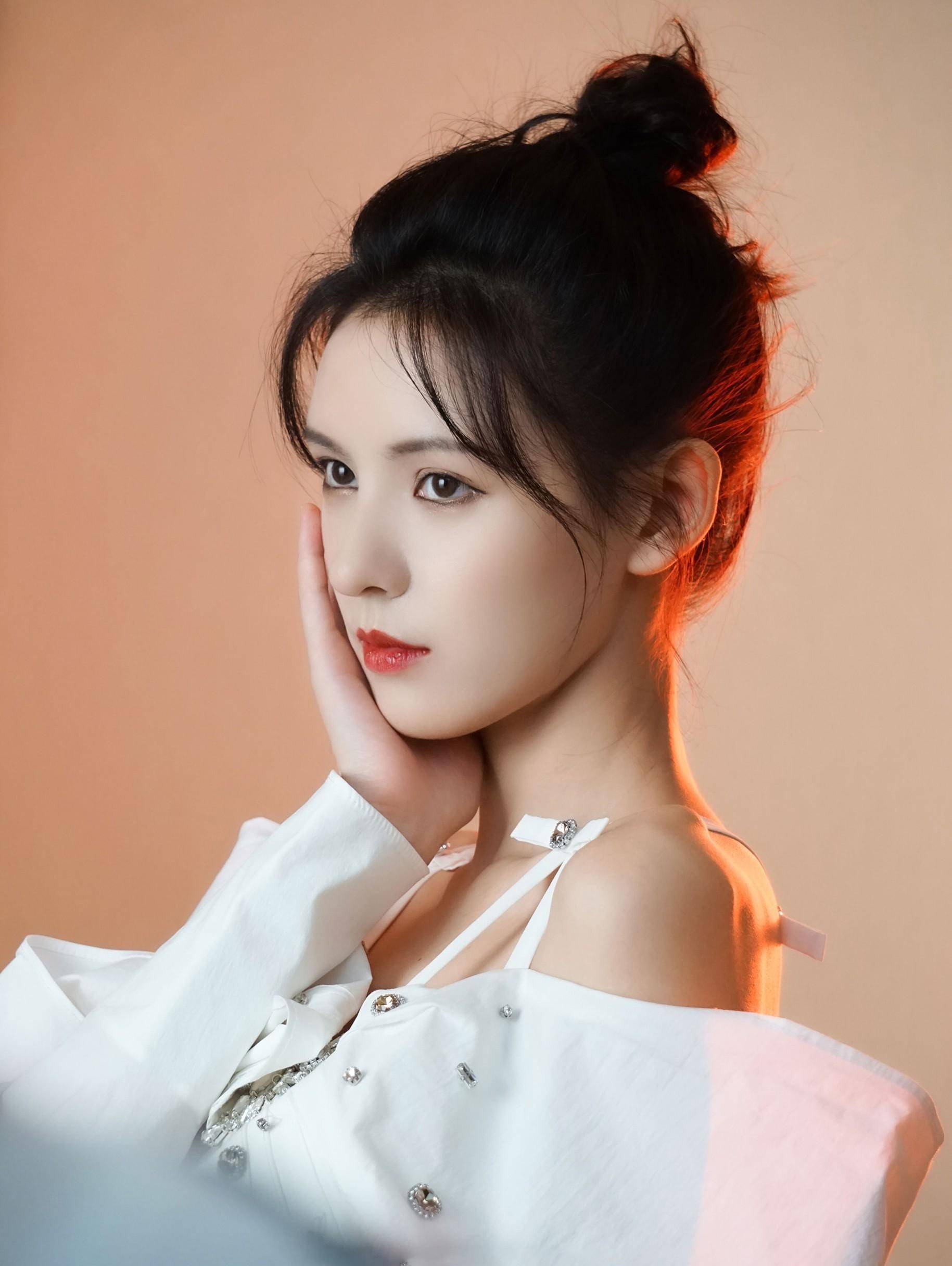 你觉得最有气质的女明星是谁?_皮肤_细胞_什么