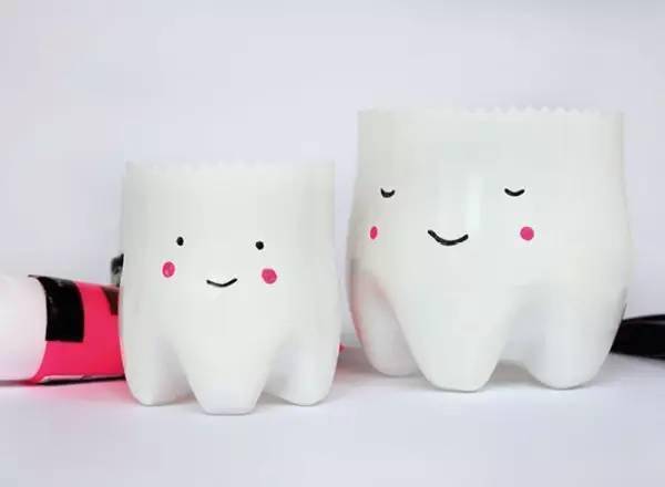 【亲子手工】早知道大可乐瓶做手工这么神奇,当初打死我也不扔掉!