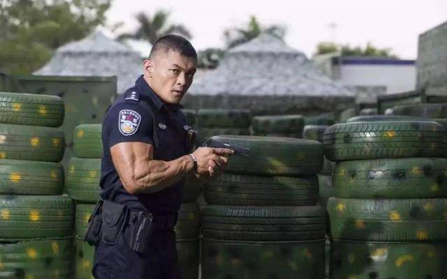 中国特警中的特警,,拳王泰森遇到他,估计都打不赢_曲祖毅_训练_健身