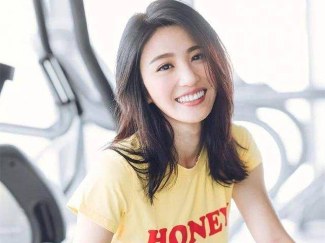 她本是tvb女艺人,因"厕所门"遭万人所指,事后称:喝多了_林芊_事件