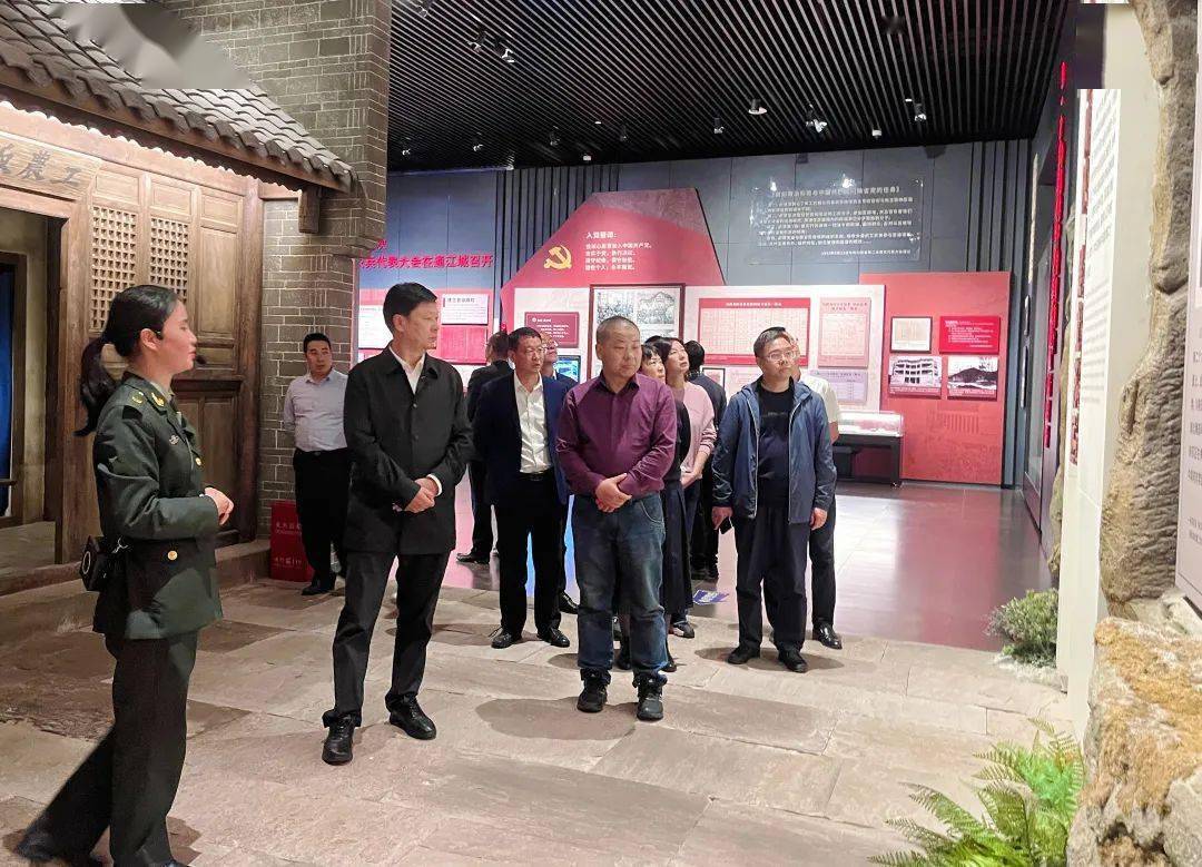 要闻]区政协赴四川通江考察学习红军精神传承弘扬工作_革命_教育_铜梁