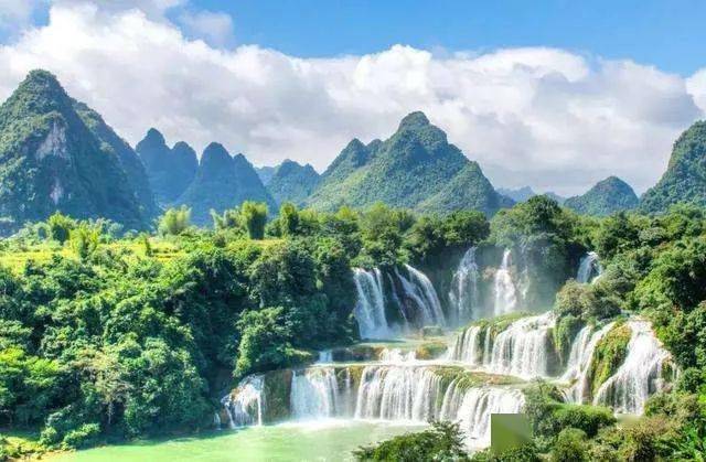 "中国最美的地方"全在这了,许自己一个地方就出发吧!_瀑布_水流_山谷