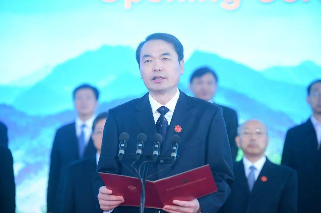 出席开幕式的还有国家林业和草原局以及全国5个省(区,市)林业和草原