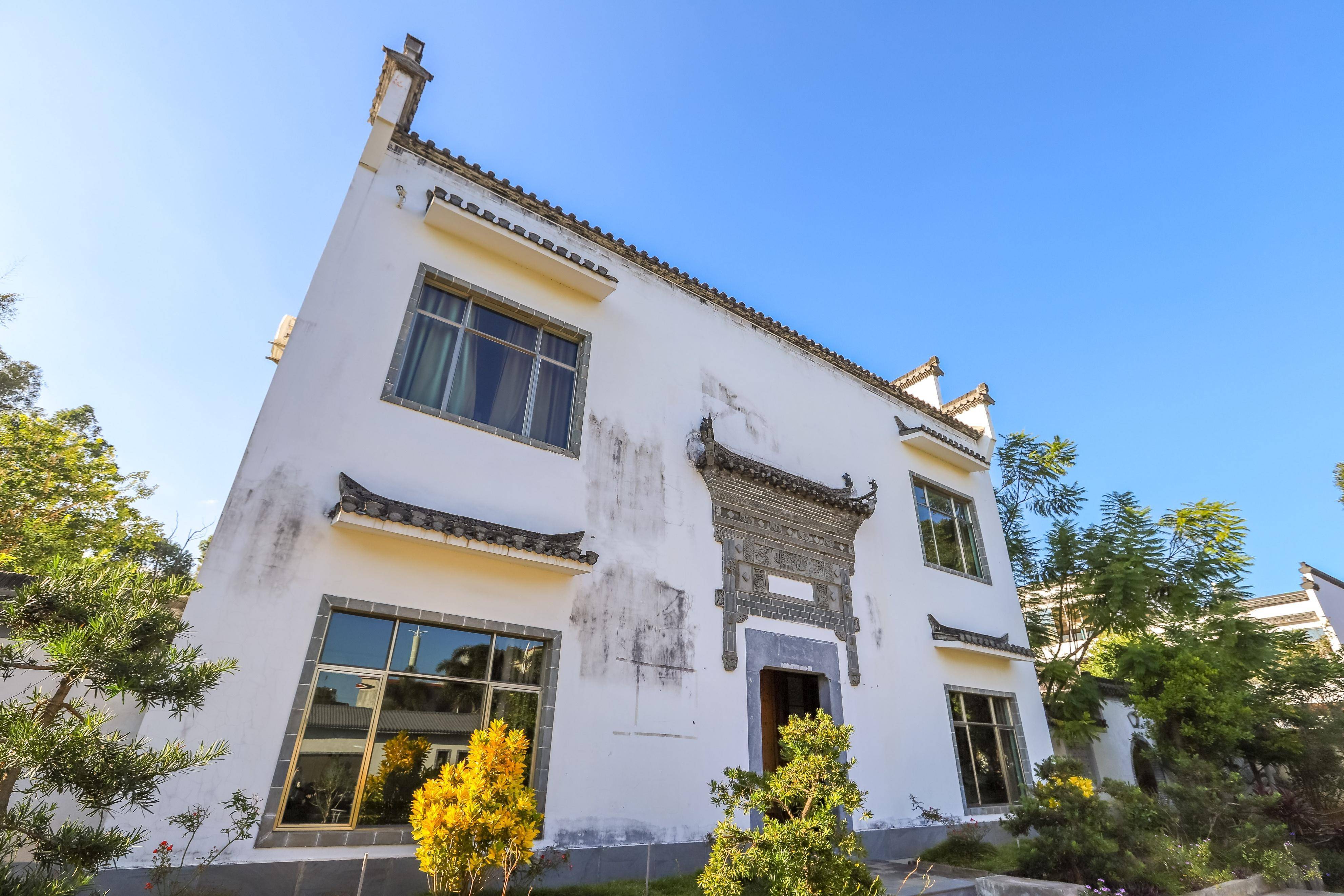 河源最美乡村游,杨家小院民宿,徽派木雕太有特色了_旅游_建筑_乐玩君