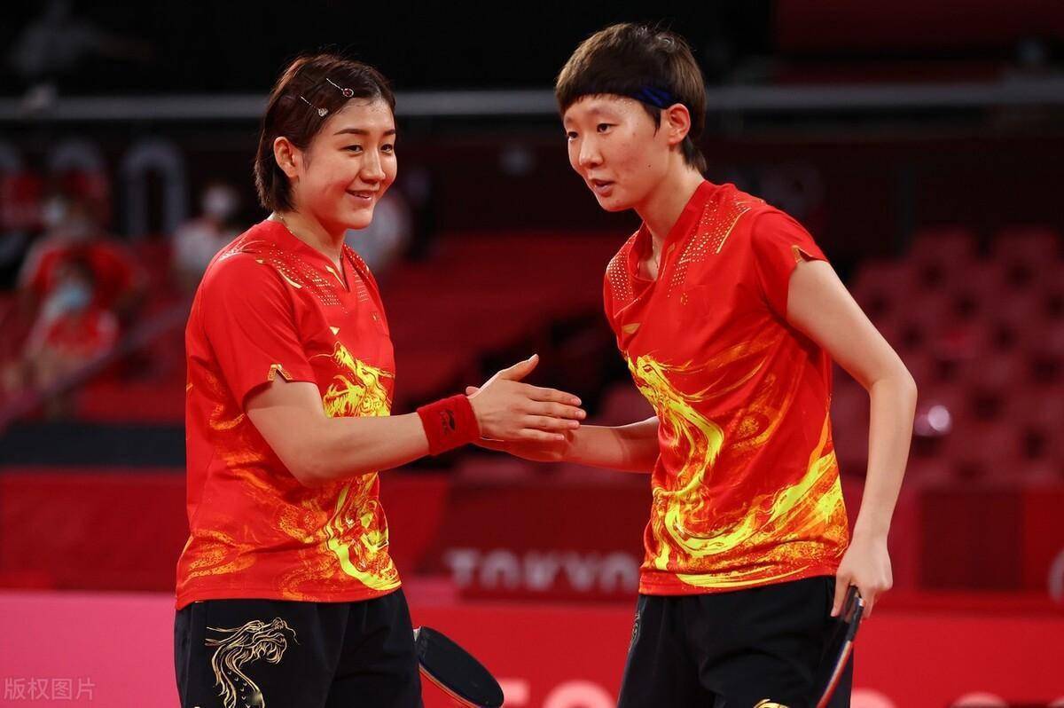 1-1,2-3,陈梦又输球,奥运会后仅一冠,时代没来,大满贯悬了_王曼昱