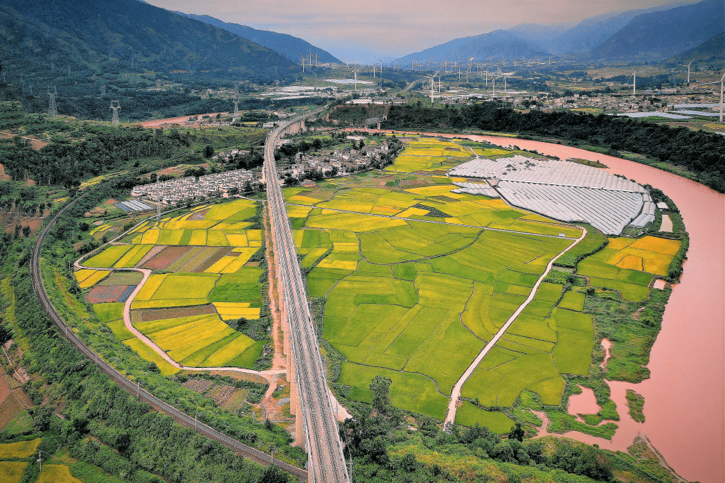 2018年,經專家實地考察,選址,袁隆平院士親自選定在德昌縣德州鎮瀘