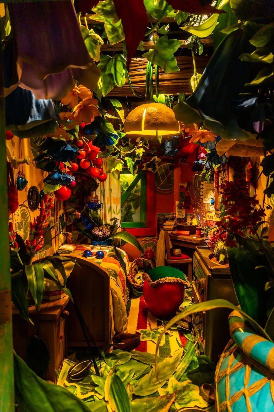 《借东西的小人阿莉埃蒂》猫到车站了哦~有人坐吗?