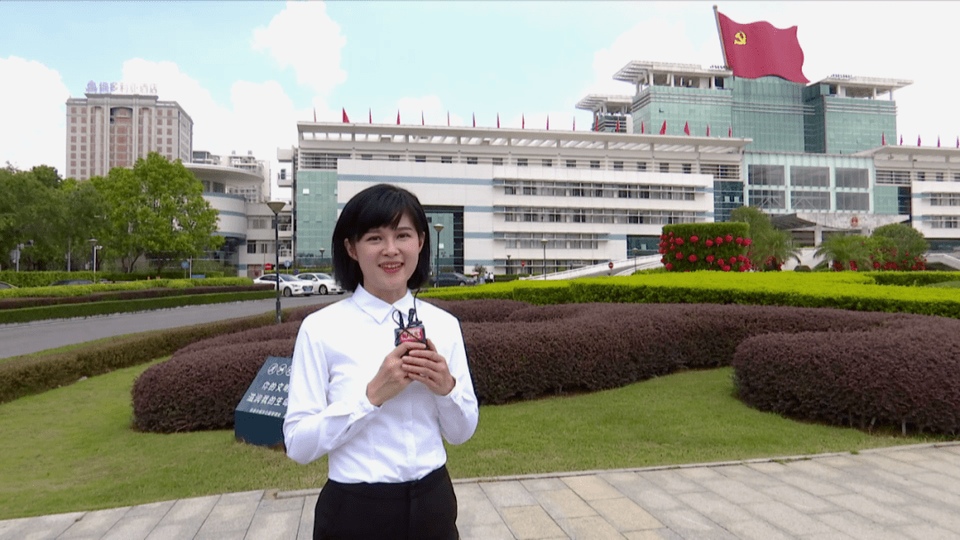 【记者节特别策划】谭彬璇:爱走基层的女主播_贵港市_新闻_广播