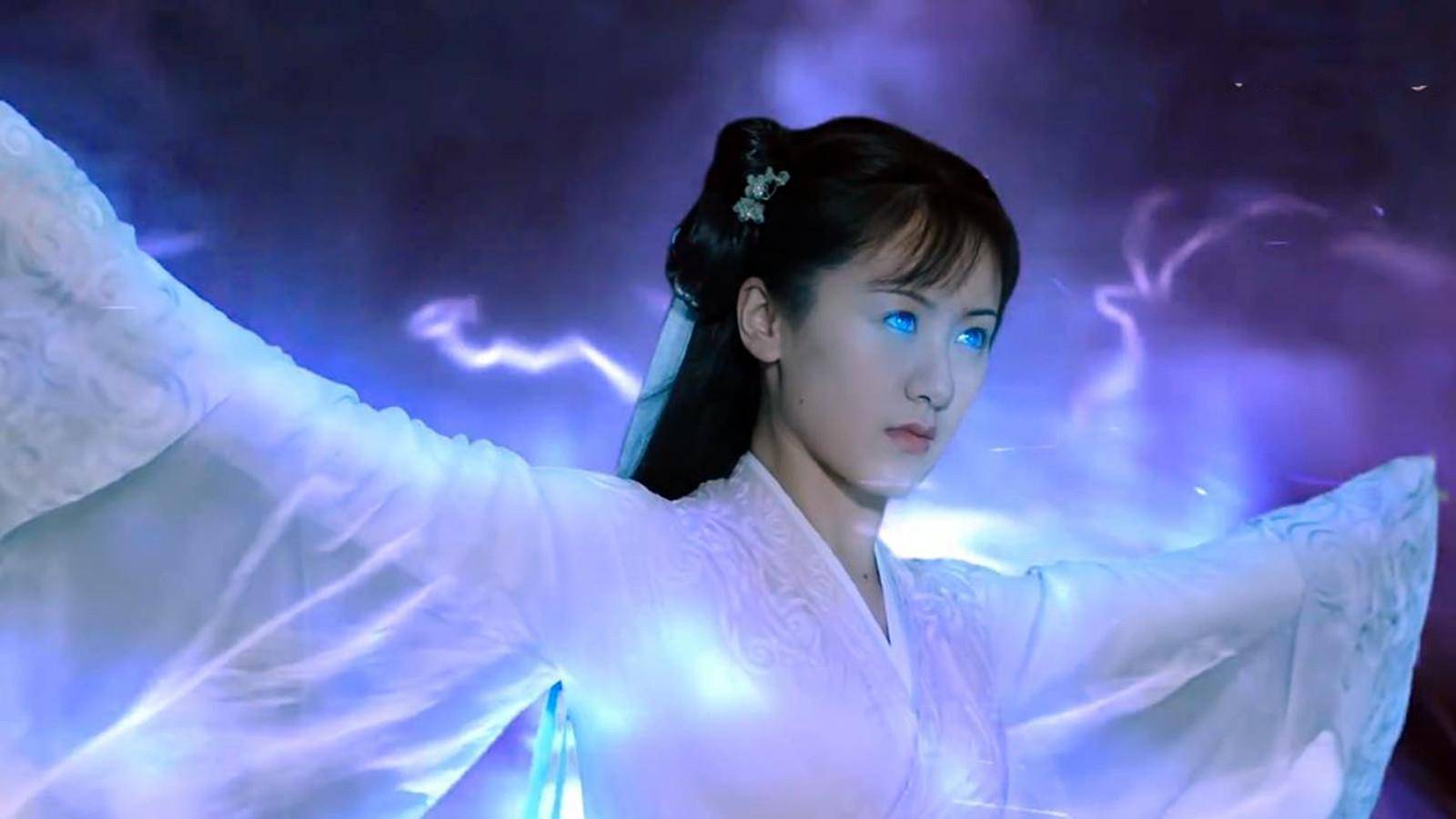 不过天墟堂的堂主手段很多,就算是褚璇玑找到了战神