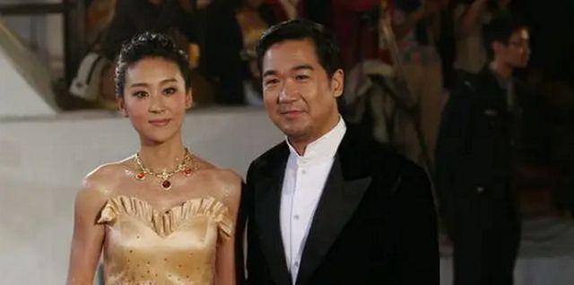 苗圃:和张国立,罗晋传过绯闻,嫁大自己19岁百亿富豪收获幸福_爱情