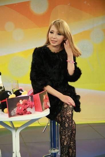 欧弟前女友生娃7天就闹婚变,月子中心怒斥老公,当妈后仍不成熟_makiyo