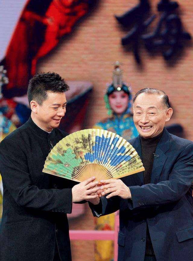 再之后梅兰芳等京剧大师的出现使得京剧男旦逐渐以艺术为主,并且以