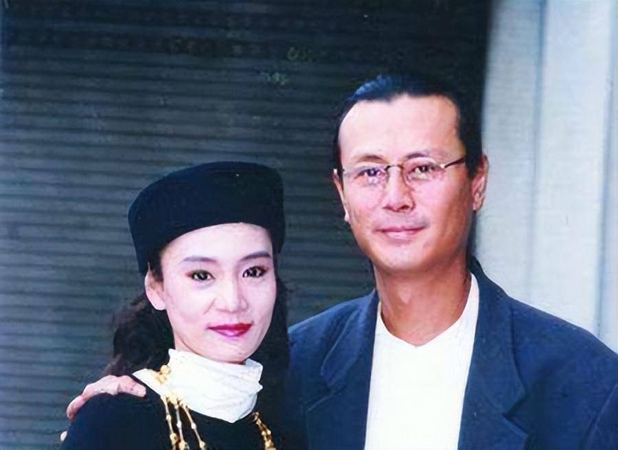 63岁"琼瑶女郎"刘雪华,也走到了今天_父亲_华的_母亲