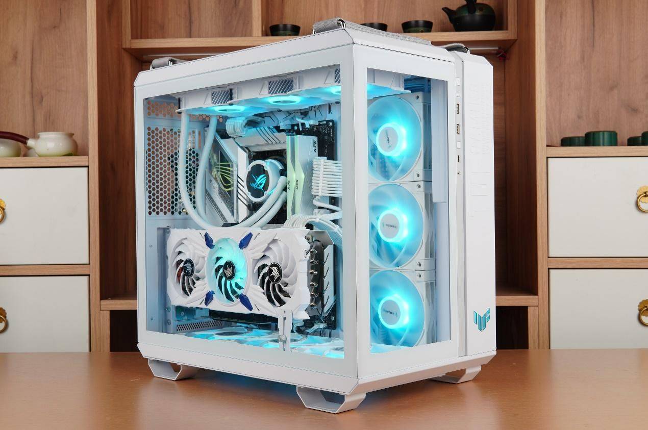 男孩子们的"军火"展示柜,华硕tuf gaming gt502弹药库机箱_mm_设计有