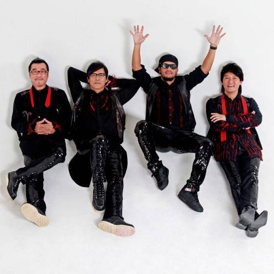 撞脸詹姆斯,爱情能写满30页的张震岳,女友身亡后不再写悲情歌_陈芸凡