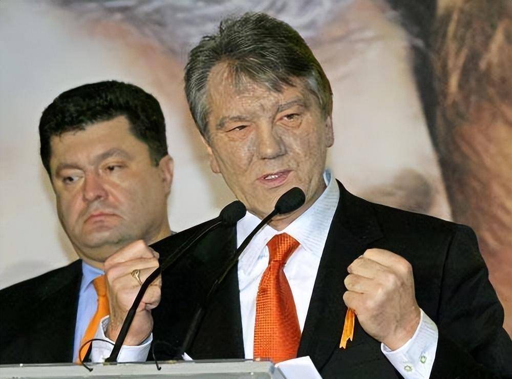 合作交流的态度与普京会面,当时人人都说,季莫申科与普京私交甚好