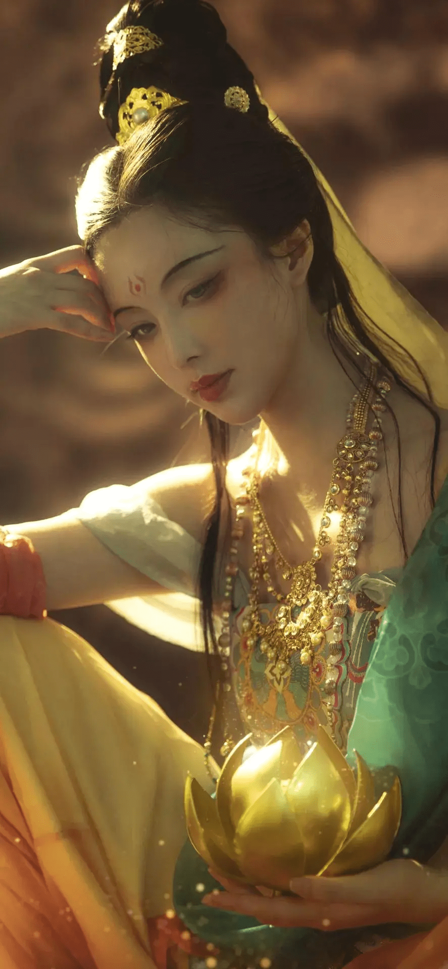 高级互联网营销师最新私藏古装美女屏保分享【高清原图】_宝石_花纹