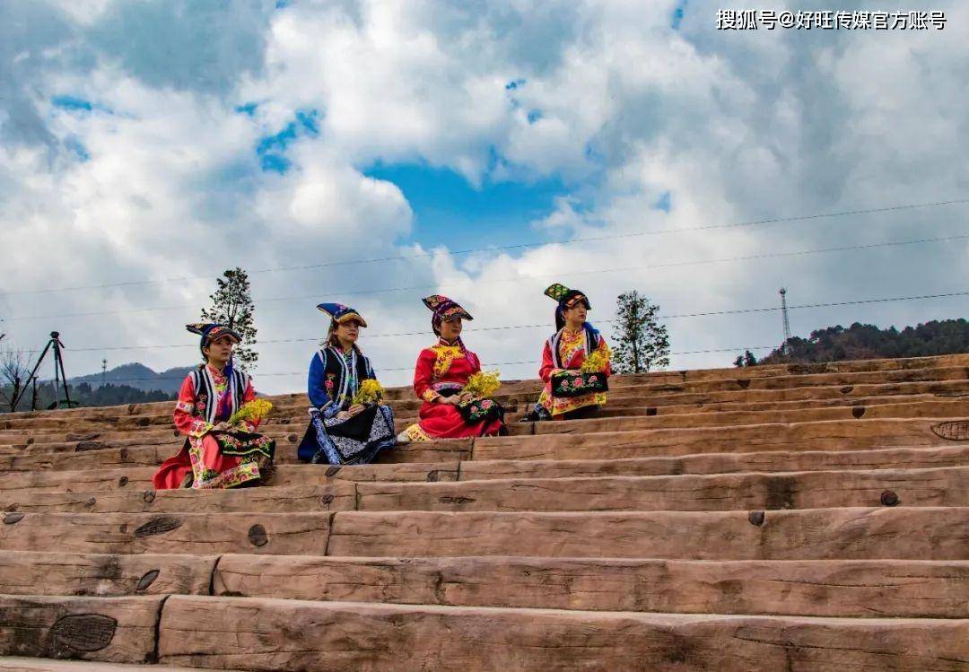 魅力陕西行|羌绣——宁强县青木川的彩云_羌族_刺绣_图案