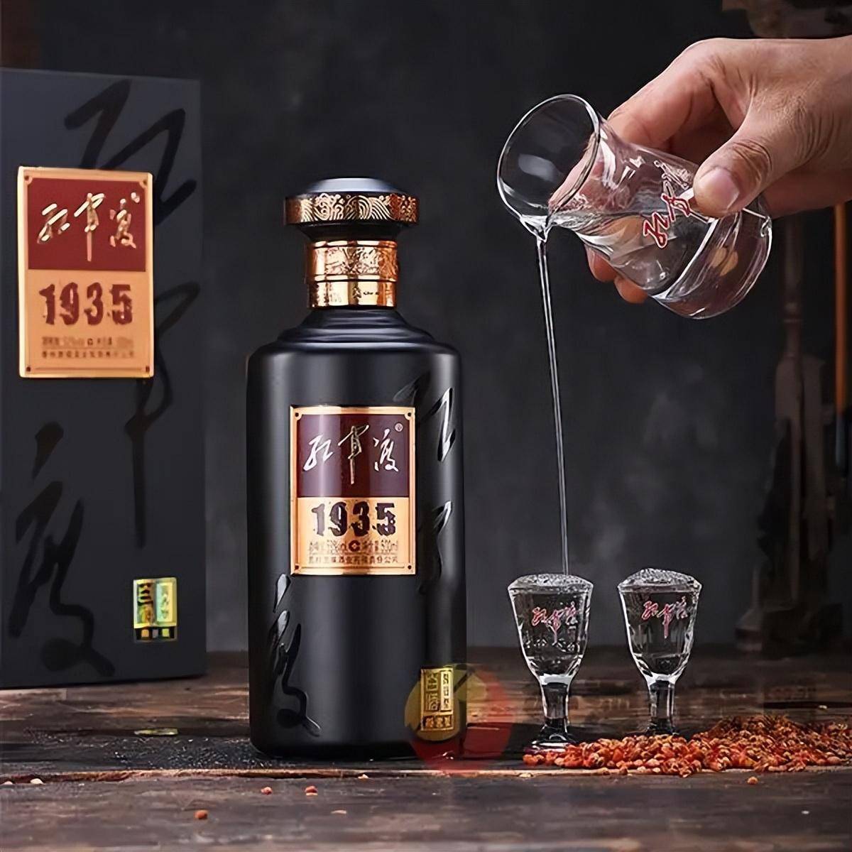 总的来说,红军渡酒的香味非常复杂,与一般