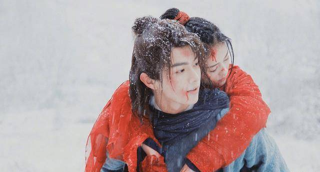 但是和任嘉伦合作的两部剧却在一定程度上颠覆了网友对她的认知.