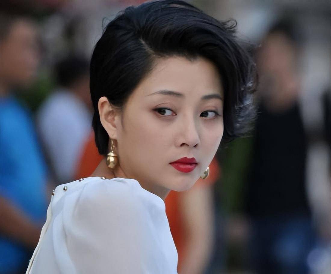殷桃拿下金鹰最佳女主,网友:她早就该拿了_感觉_郑娟_角色