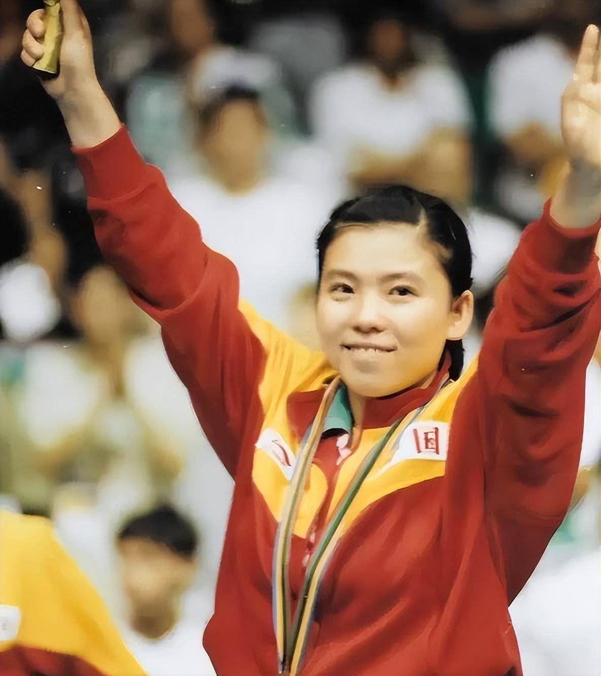 从乒乓球世界冠军到北大博士,不嫁富商嫁爱情_刘灿英_王涛_父亲