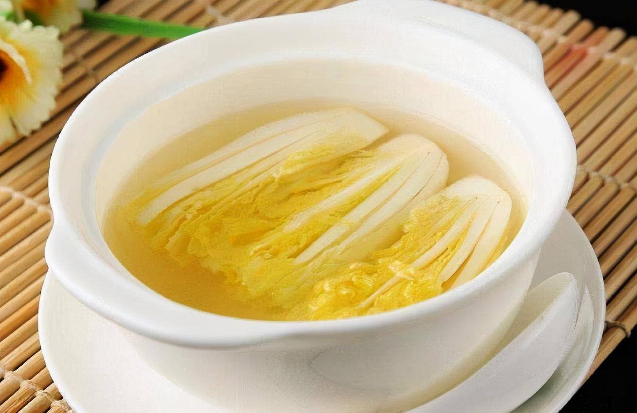 国宴的开水白菜,有"普通状"和"莲花状",哪一种是正宗做法?