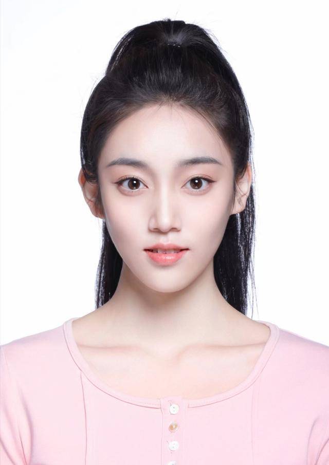 北电中戏艺考放榜,美女云集,看的人眼花缭乱_任敏_表演_边程