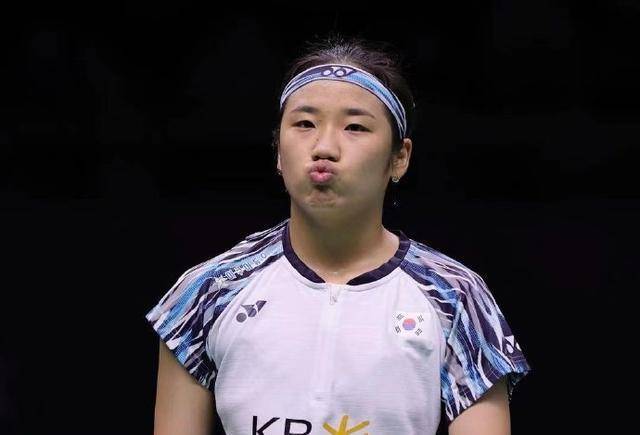 世锦赛冠军接连出局,日本仅剩独苗_vs_双方_super