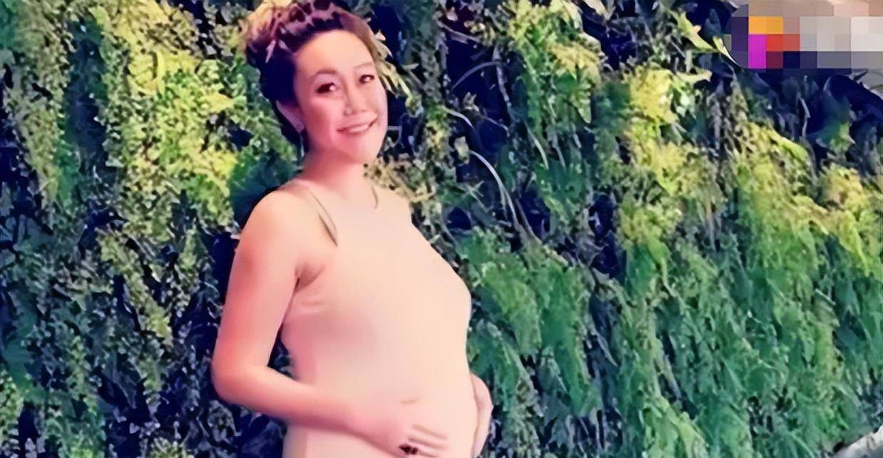 罗力力:郭晶晶的名媛闺蜜,时尚抱着女儿跳楼,她经历了什么_母亲_社交