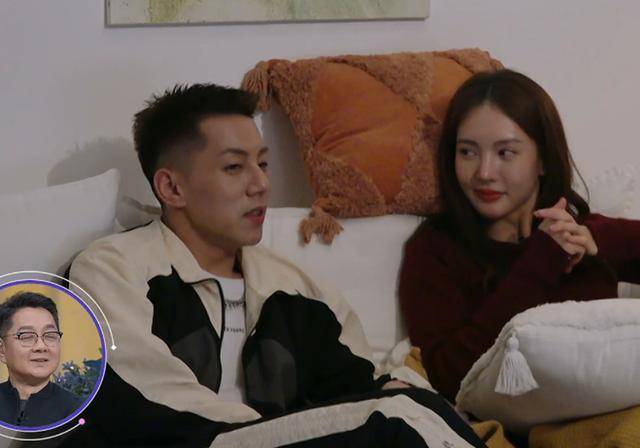 最近一档明星女儿们的恋爱节目频上热搜,尤其是金晨和卡斯柏两人也