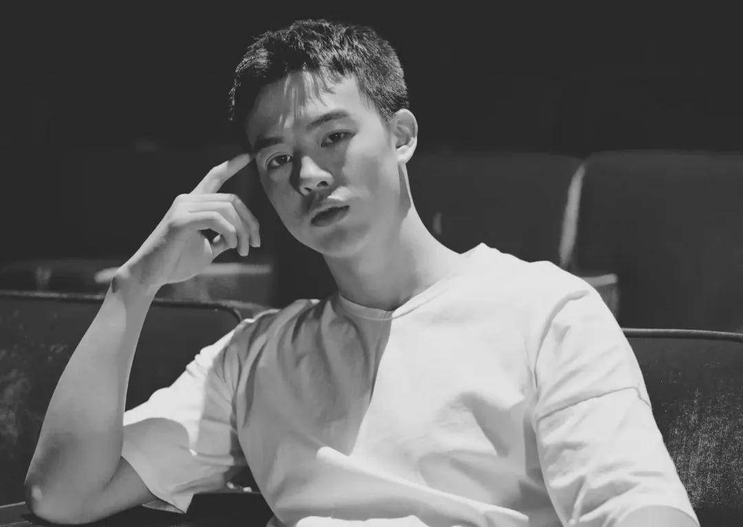 尹昉:他牛就牛在既做舞蹈家又做演员,36岁还没上位就当爹_因为_电影