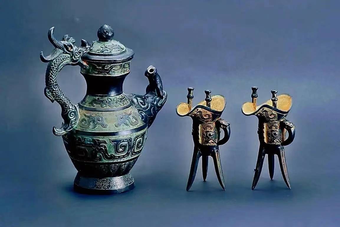 骨董品　古代酒器 酒壺　八仙人紋銀細工　在銘 骨董品 古代酒器 酒壺 八仙人紋銀細工 在銘 骨董品 古代