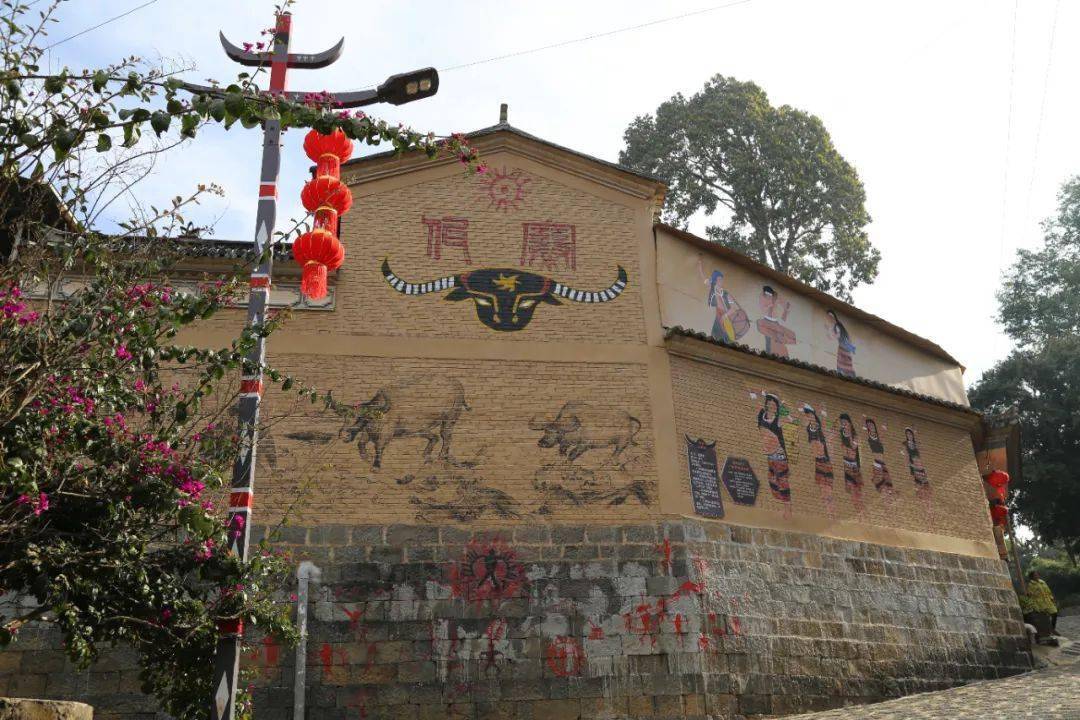 新征程 新伟业丨腾冲市清水镇三家村—佤乡幸福路越走越宽阔_莫拉