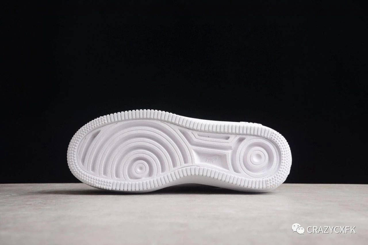 空军一号纯白双钩 nike air force 1 plt.af.