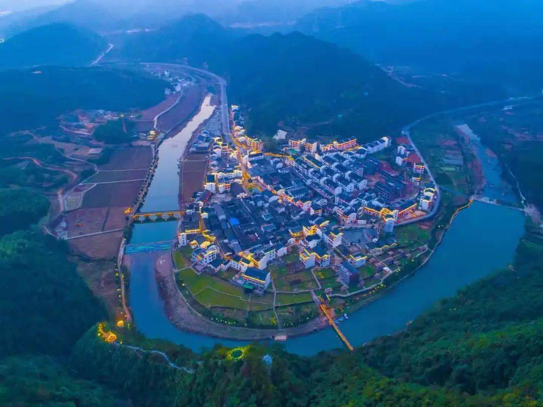 美丽公路带来美丽经济_上河村_浦江县_侯蒲线