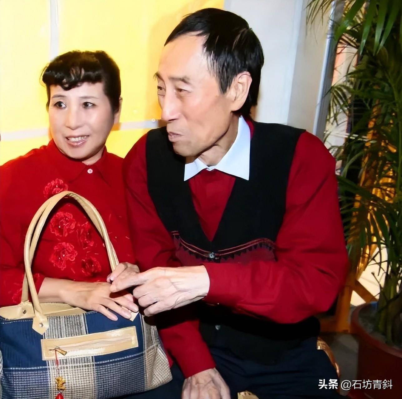 "杨排长"遗憾没演过将军,女儿撮合他再婚,说笑间别人世_梁音_电影