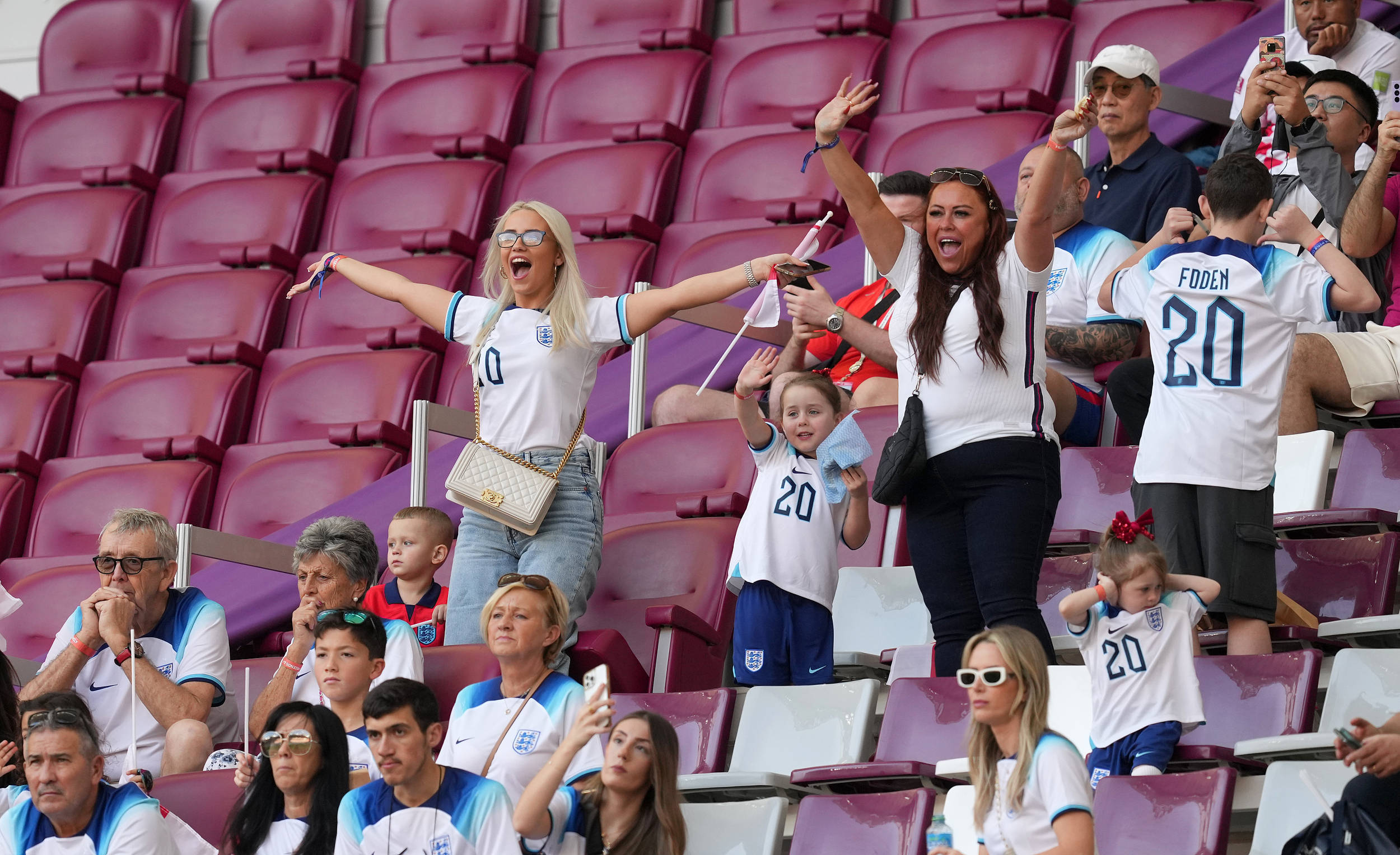 世界杯女 球迷的崛 全球赛场相关图片2