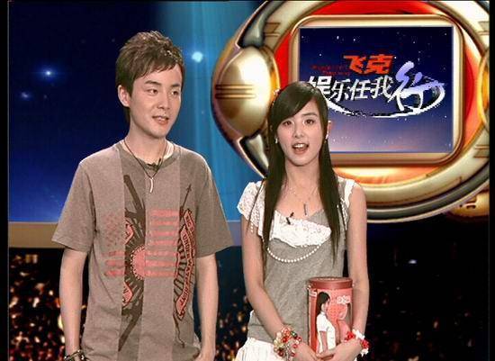 巅峰坠落的张含韵,能在《声临其境》翻身吗?_汪涵_节目_机会