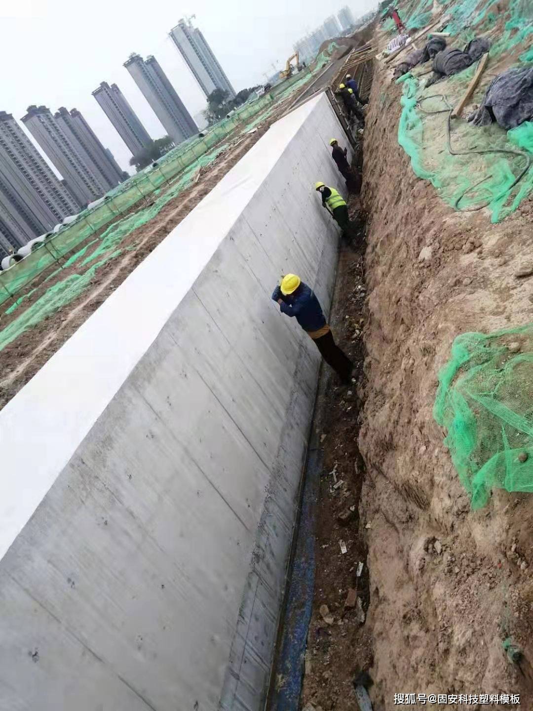 中空塑料模板管廊项目施工现场